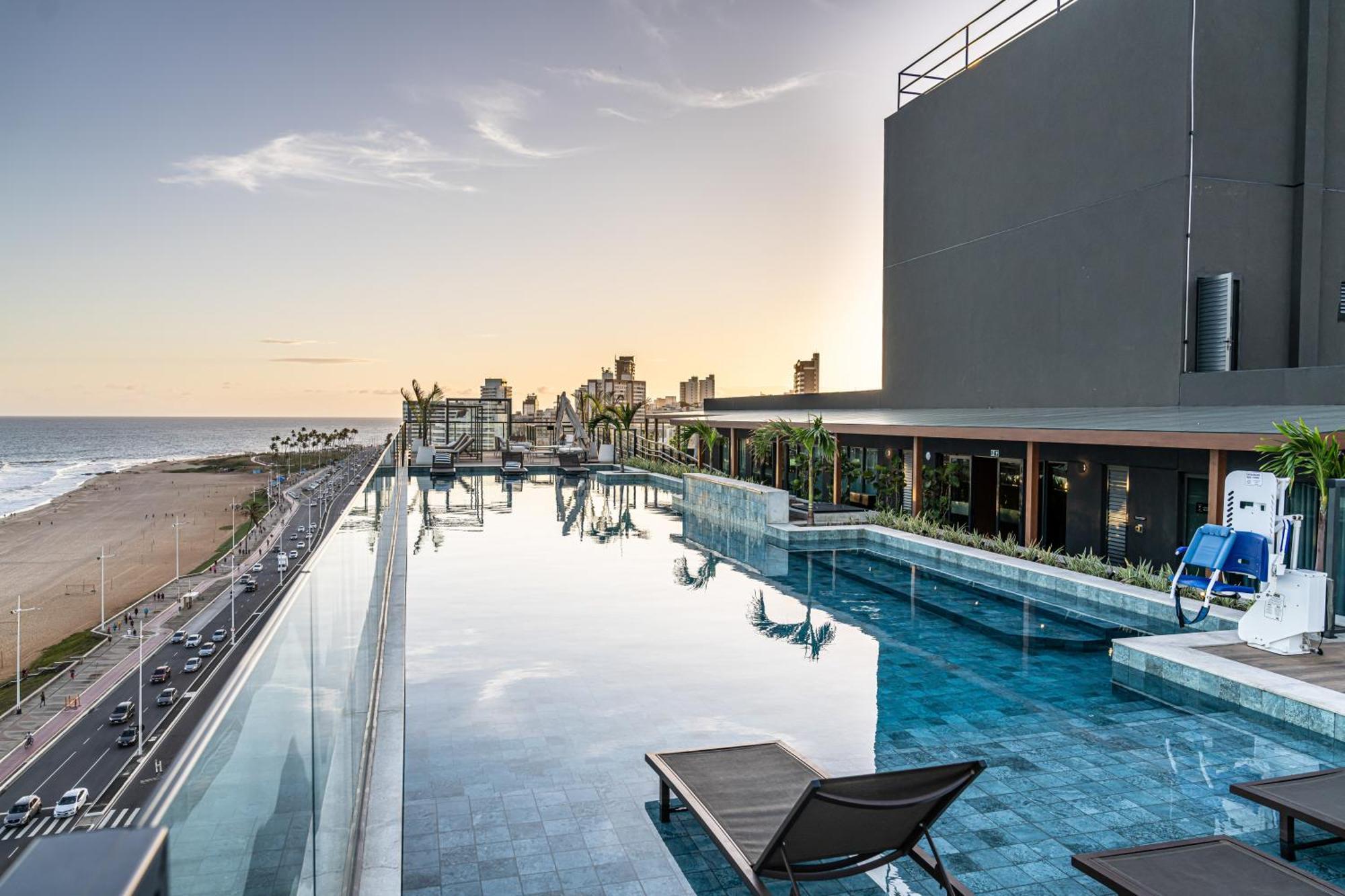Chic Beachfront Oasis With Stunning Ocean Views * Salvador
