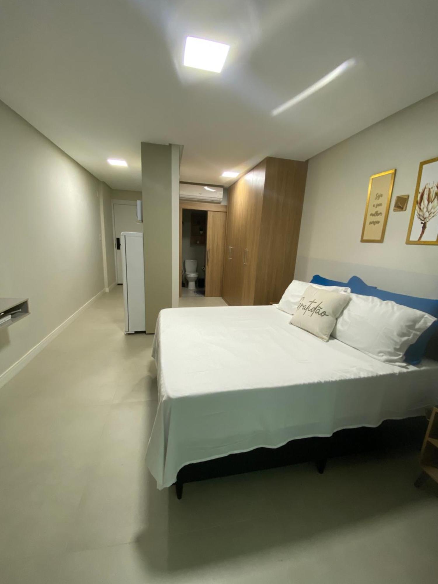 Chic Beachfront Oasis With Stunning Ocean Views Apartamento Salvador